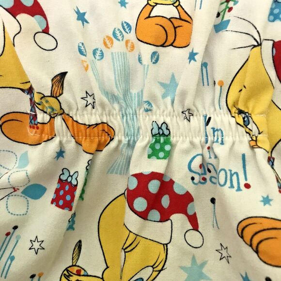 Looney Tunes Scrub Women's M Tweety Bird I'm in Season Christmas SS 3 Pocket Top - Picture 10 of 13